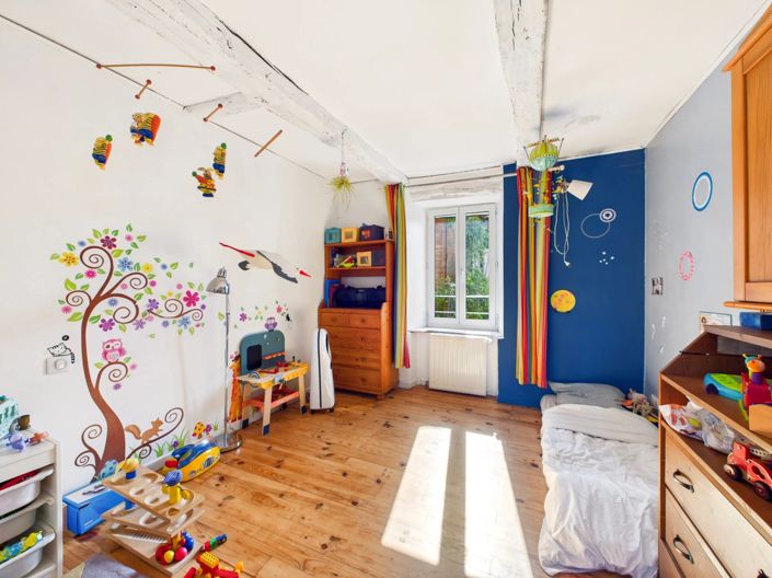 Image No.12-7 Bed House for sale