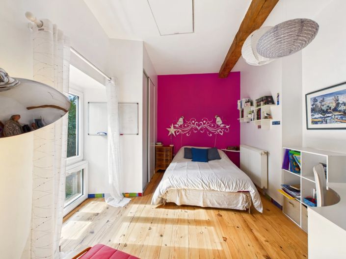 Image No.14-7 Bed House for sale