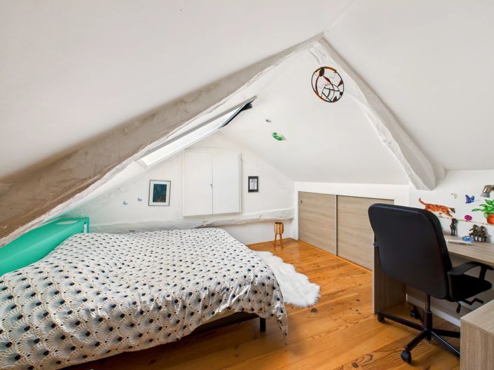 Image No.9-7 Bed House for sale