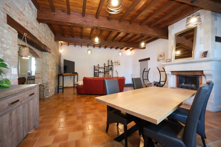 Image No.4-5 Bed Village House for sale