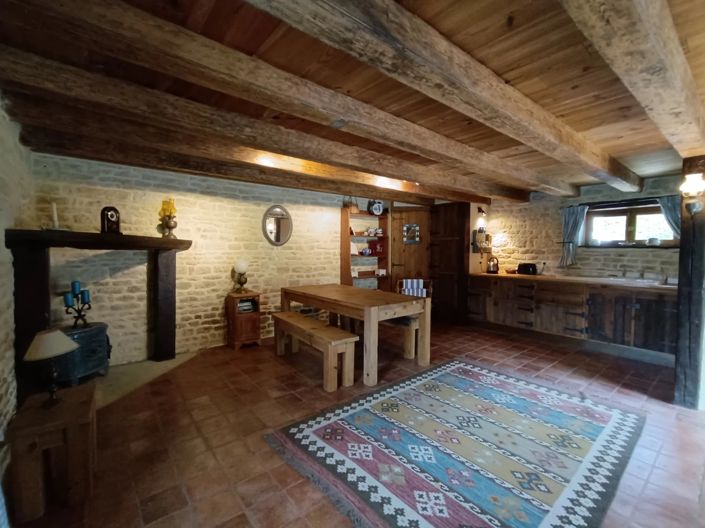 Image No.15-4 Bed House for sale