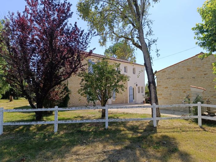 Image No.2-Maison de 4 chambres à vendre à Maillé