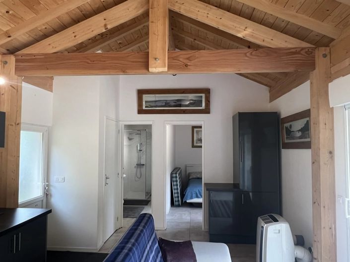 Image No.5-1 Bed House for sale