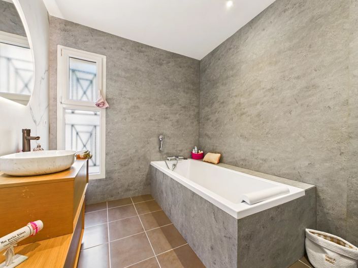 Image No.13-4 Bed House for sale