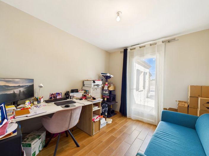 Image No.14-4 Bed House for sale