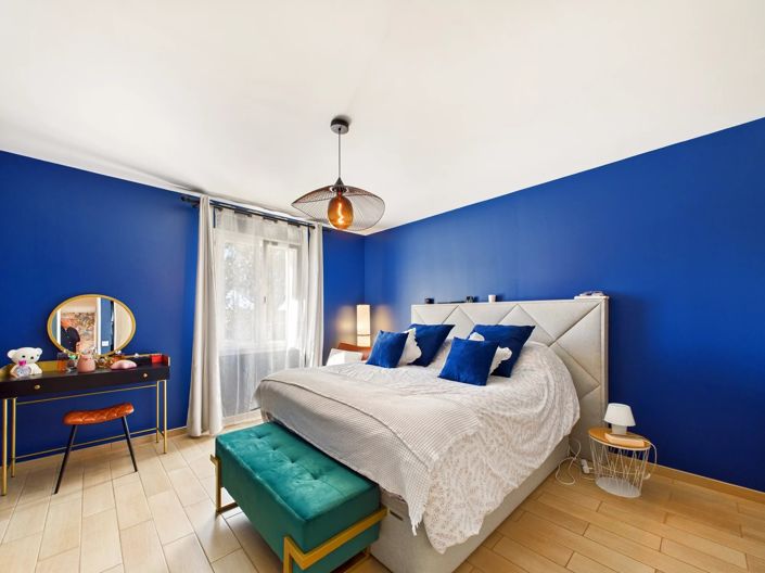 Image No.7-4 Bed House for sale