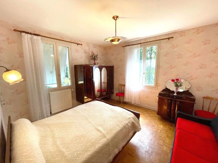 Image No.7-6 Bed House for sale