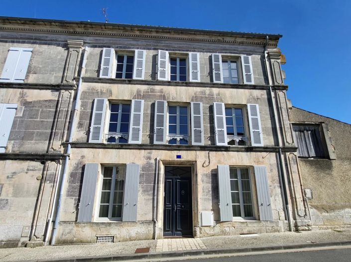 Image No.1-5 Bed House for sale
