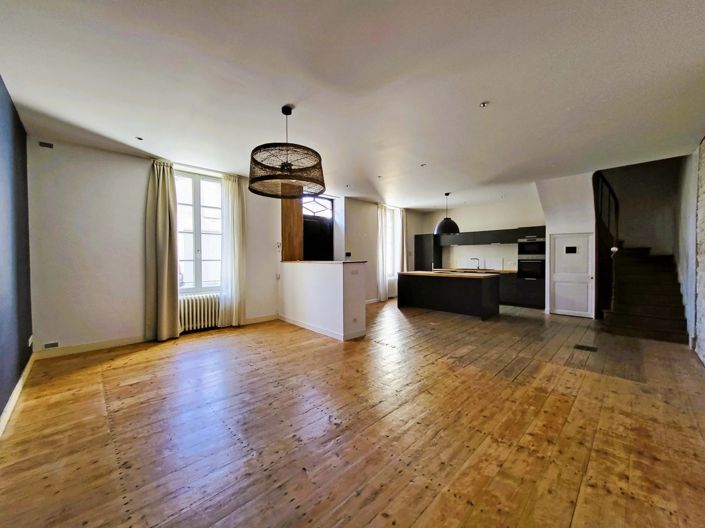 Image No.2-5 Bed House for sale