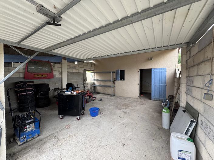 Image No.11-3 Bed House for sale