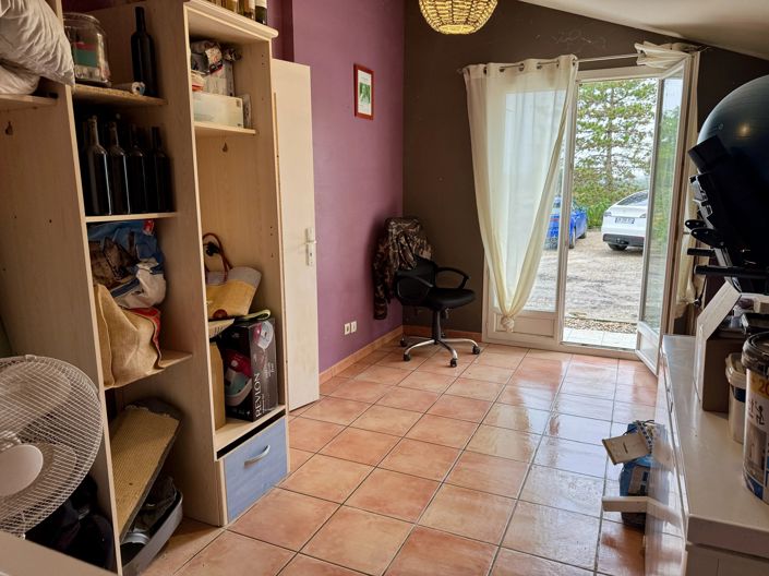 Image No.7-3 Bed House for sale