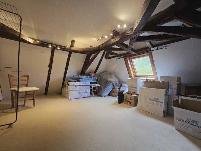 Image No.8-4 Bed House for sale