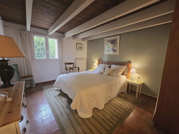 Image No.9-4 Bed House for sale