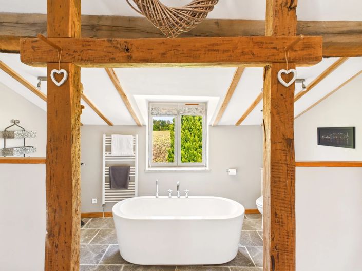 Image No.12-8 Bed House for sale