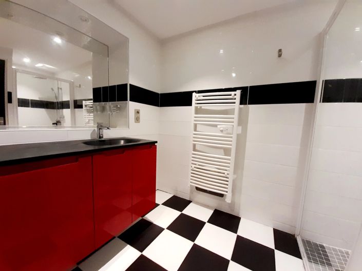 Image No.5-2 Bed Village House for sale