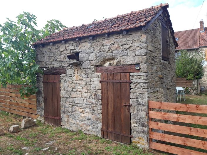 Image No.11-2 Bed House for sale