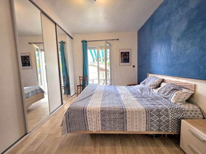 Image No.6-7 Bed House for sale