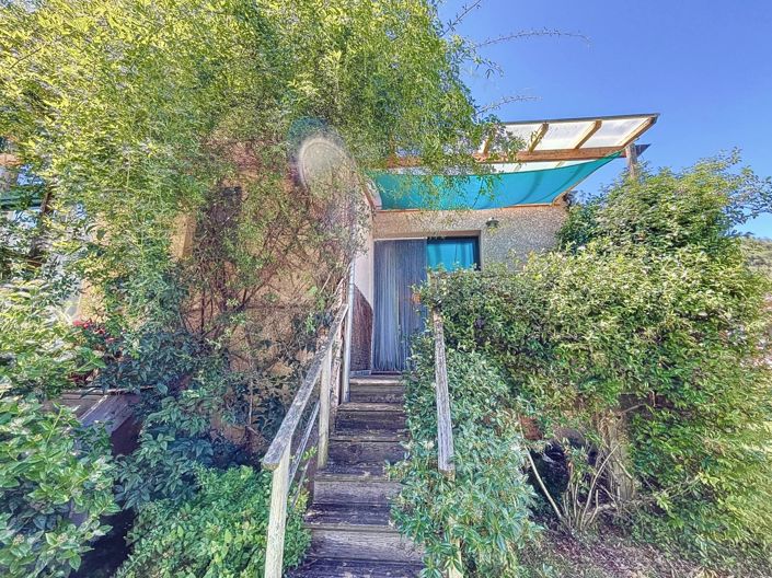 Image No.15-5 Bed House for sale