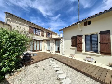 1 - Pamproux, Maison
