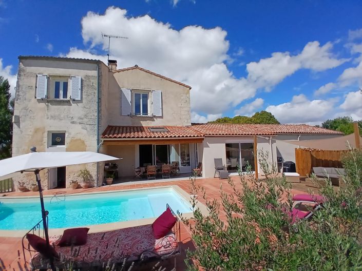 Image No.3-6 Bed House for sale