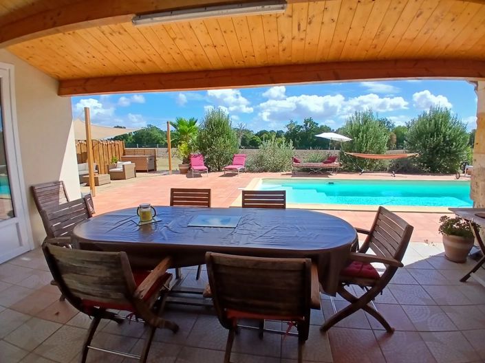 Image No.14-6 Bed House for sale