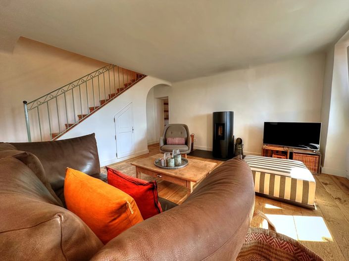 Image No.5-3 Bed House for sale