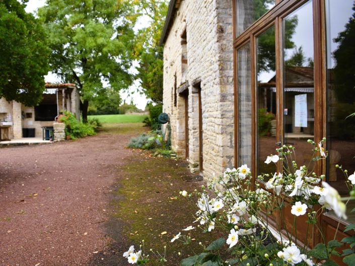 Image No.1-7 Bed House for sale
