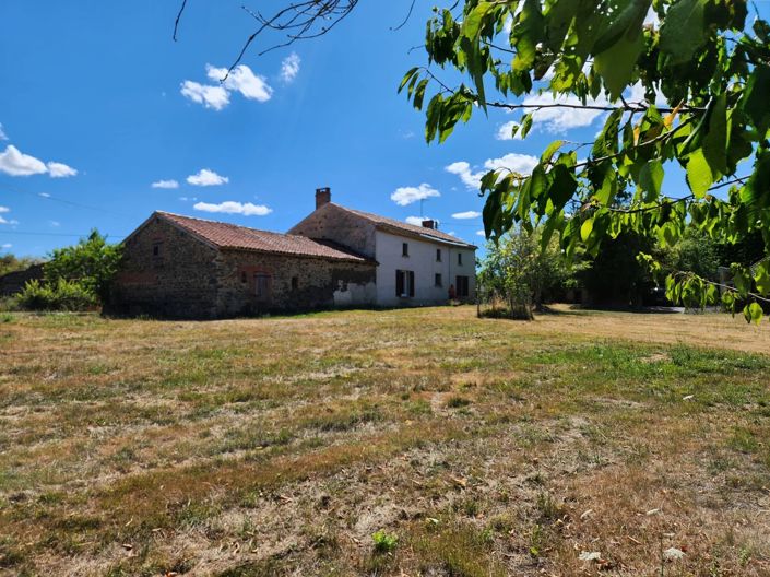 Image No.1-Maison de 2 chambres à vendre à Val-d'Oire-et-Gartempe
