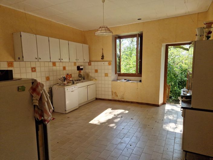 Image No.11-5 Bed Farmhouse for sale