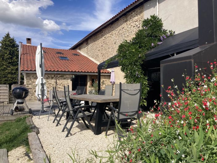 Image No.10-7 Bed House for sale