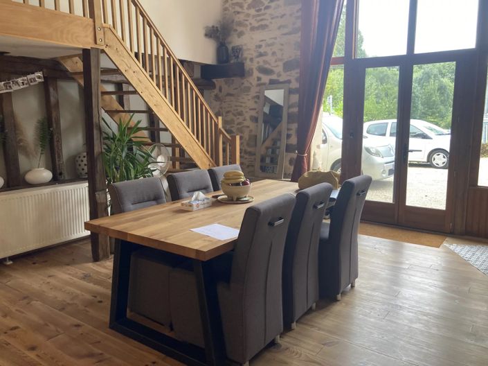 Image No.6-7 Bed House for sale