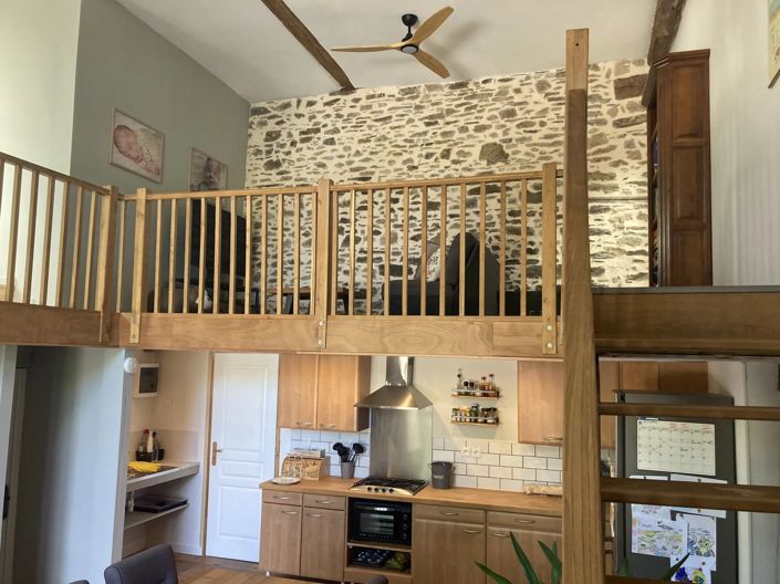 Image No.7-7 Bed House for sale