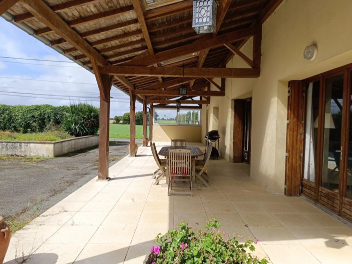 Image No.2-3 Bed House for sale