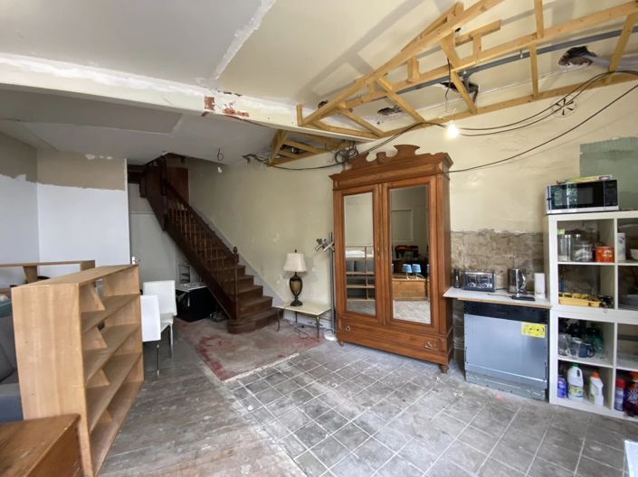 Image No.5-2 Bed House for sale