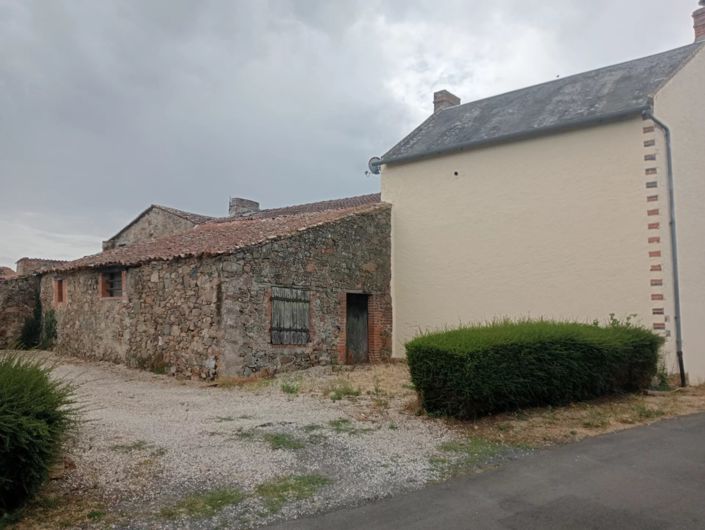 Image No.13-Maison de village de 4 chambres à vendre à Deux-Sevres