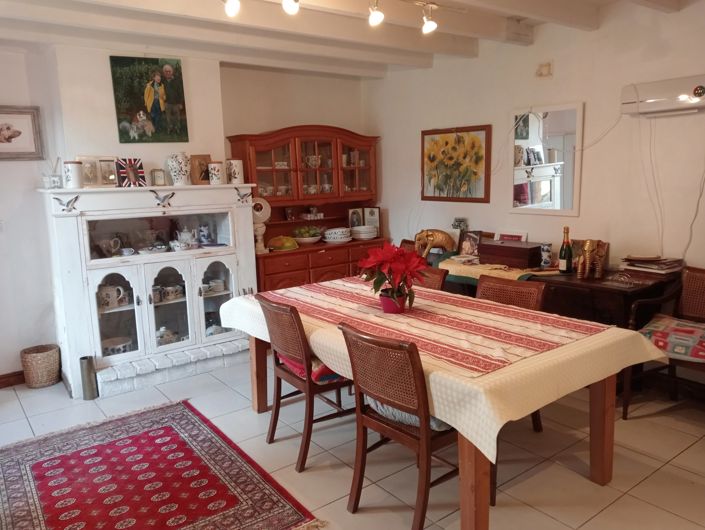 Image No.4-4 Bed Village House for sale