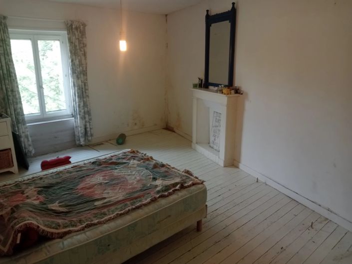 Image No.6-Maison de village de 4 chambres à vendre à Deux-Sevres