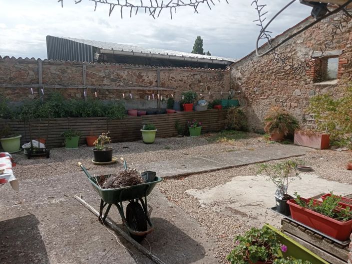 Image No.9-Maison de village de 4 chambres à vendre à Deux-Sevres