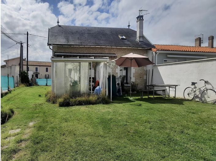 Image No.13-4 Bed House for sale