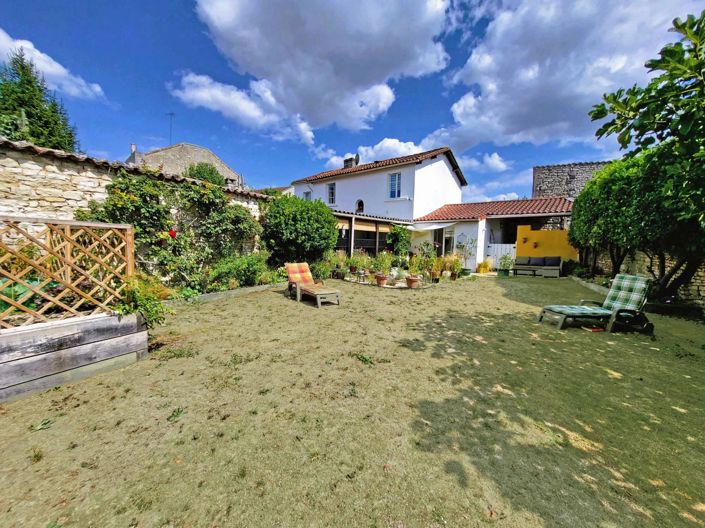 Image No.2-Maison de 4 chambres à vendre à Jarnac