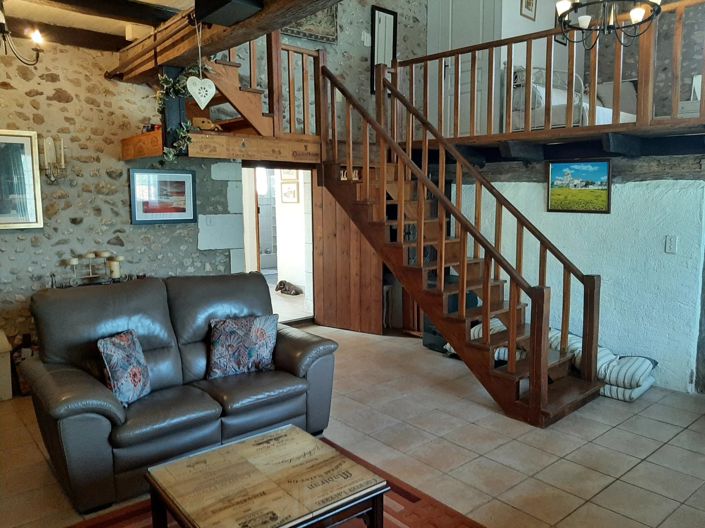 Image No.5-Maison de 2 chambres à vendre à Dordogne