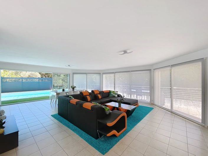 Image No.4-4 Bed House for sale