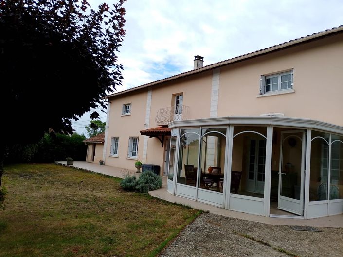 Image No.1-5 Bed House for sale