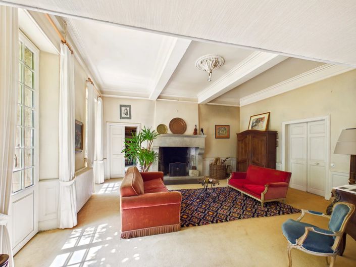 Image No.6-9 Bed House for sale