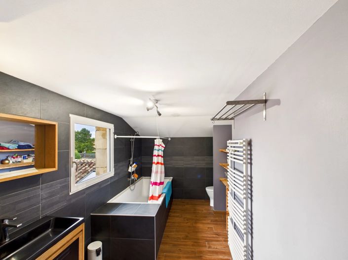 Image No.13-7 Bed House for sale