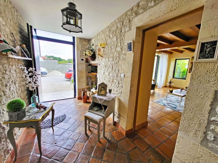 Image No.6-3 Bed House for sale