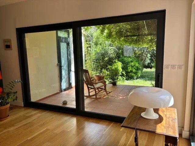 Image No.4-5 Bed House for sale