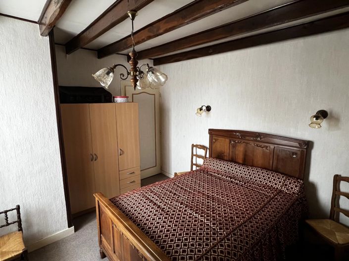 Image No.10-3 Bed House for sale