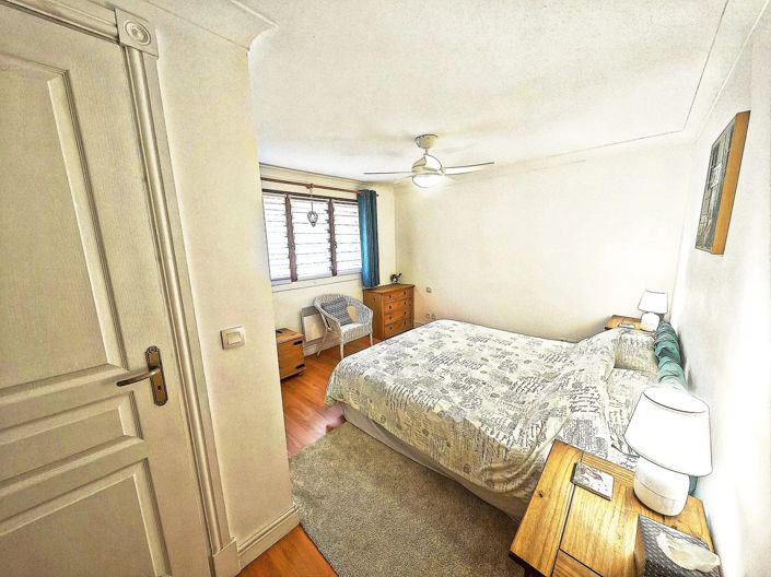 Image No.13-4 Bed House for sale