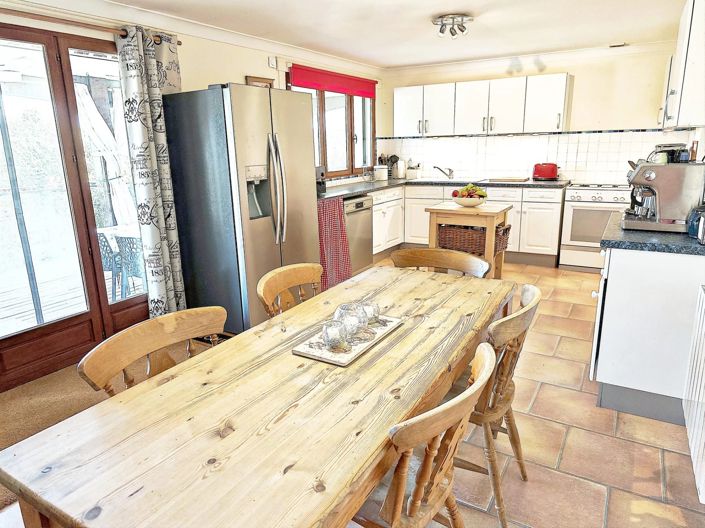 Image No.4-4 Bed House for sale